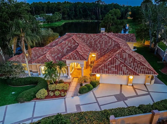 1303 Forestedge Boulevard, OLDSMAR