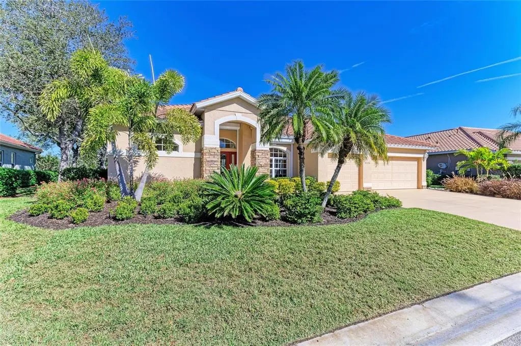 8226 Barton Farms Boulevard, SARASOTA