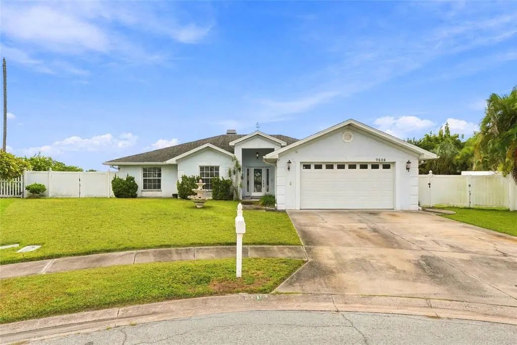 9606 62nd Avenue N, ST. PETERSBURG