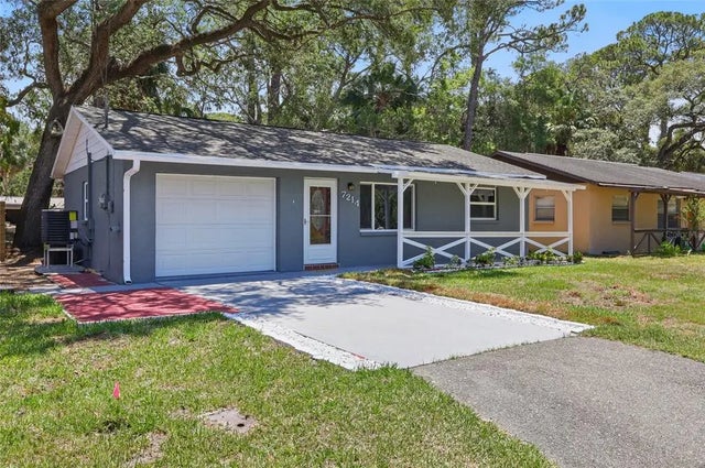 7214 Oakwood Drive, NEW PORT RICHEY