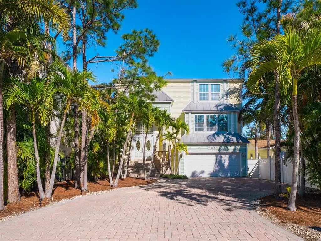 605 Avenida De Mayo, SARASOTA