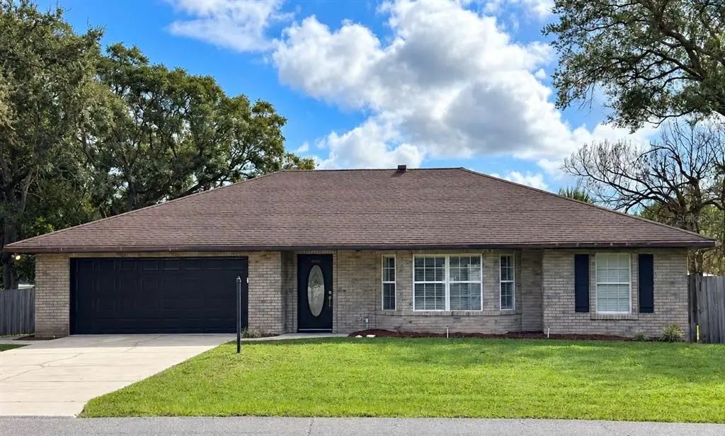1475 Nw Agatha Drive, DELTONA