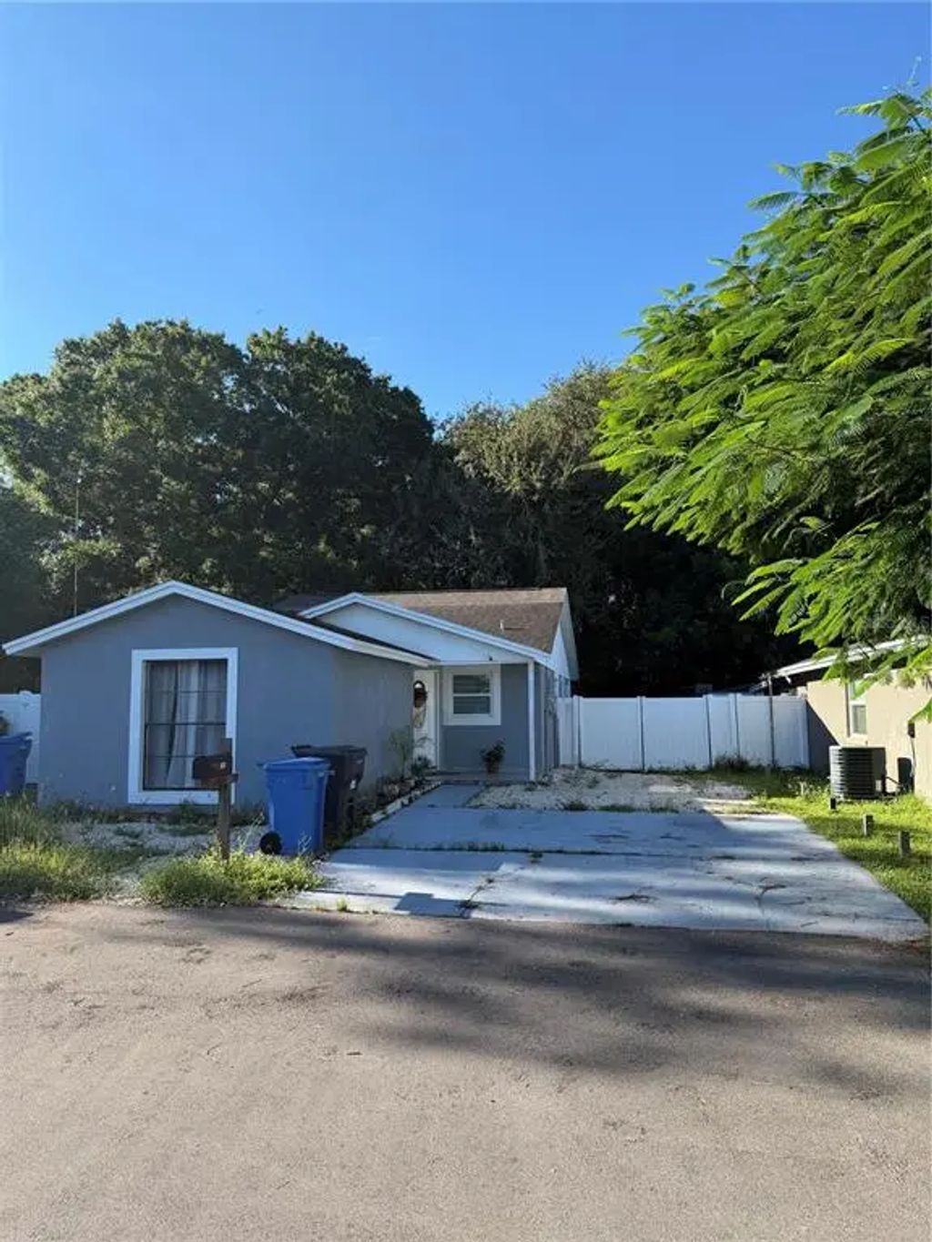 8904 Rosebank Court, TAMPA