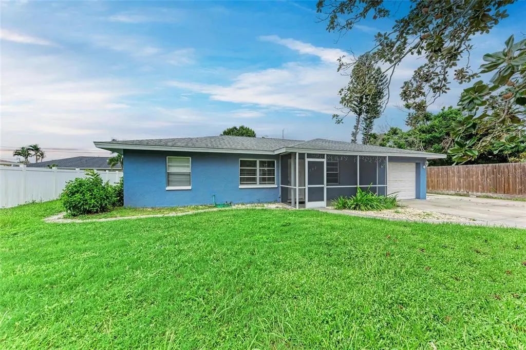 Photo of Listing #TB8425595