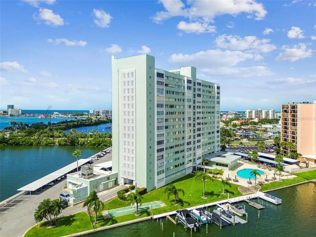 31 Island Way 505, CLEARWATER BEACH