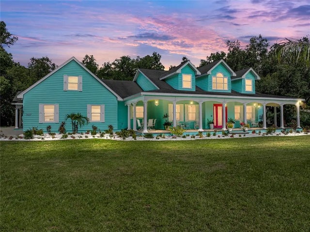 7427 20th Street, ZEPHYRHILLS