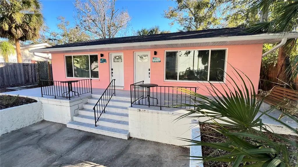 976 Tennessee Lane, SARASOTA