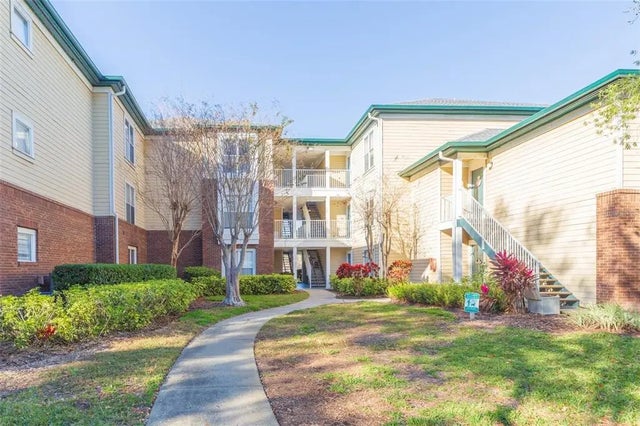 4211 Chatham Oak Court 107, TAMPA