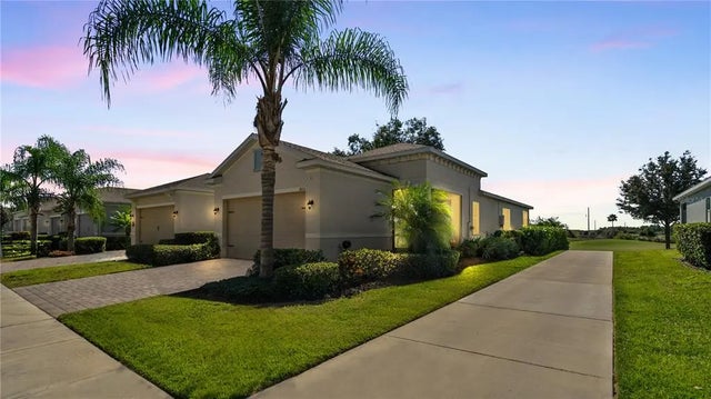 1825 Flora Pass Place, KISSIMMEE