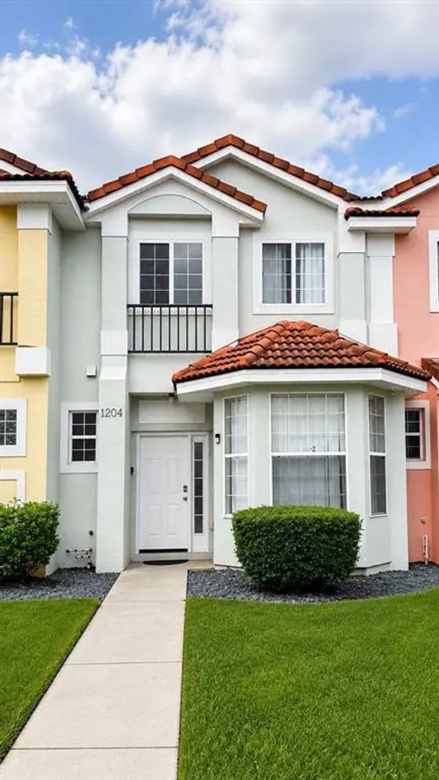 1204 S Beach Cir, KISSIMMEE