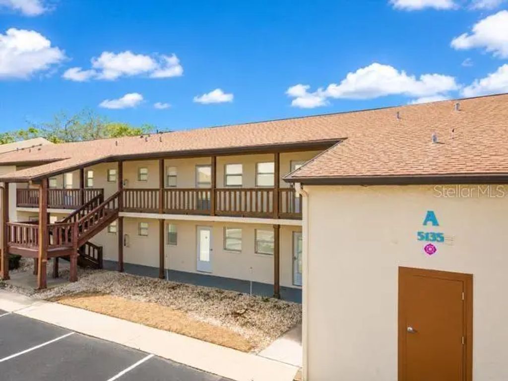 5135 Gemstone Drive 103, NEW PORT RICHEY