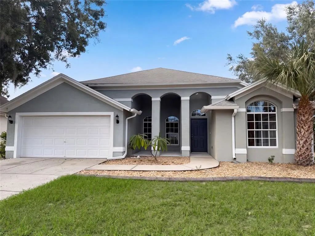 9703 Glenpointe Drive, RIVERVIEW