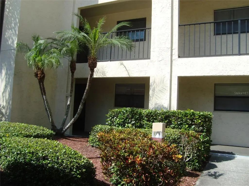 11485 Oakhurst Road A106, LARGO