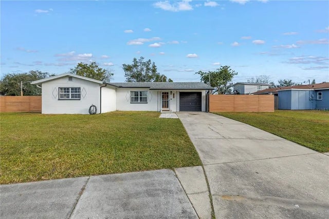 8701 56th Street N, PINELLAS PARK