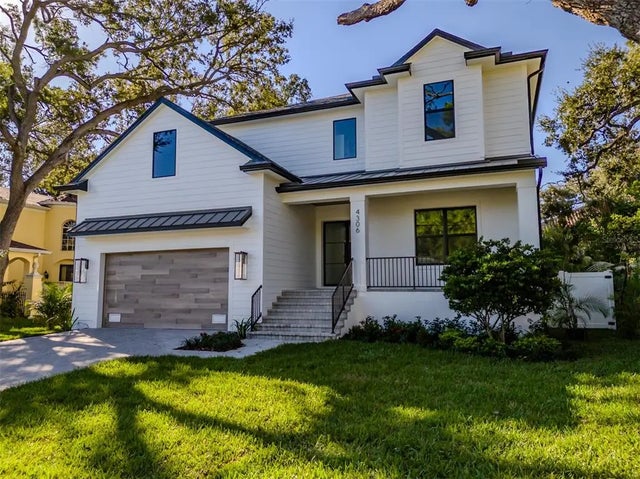 4306 W Corona Street, TAMPA