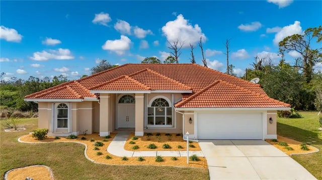 8326 Creekview Lane, ENGLEWOOD