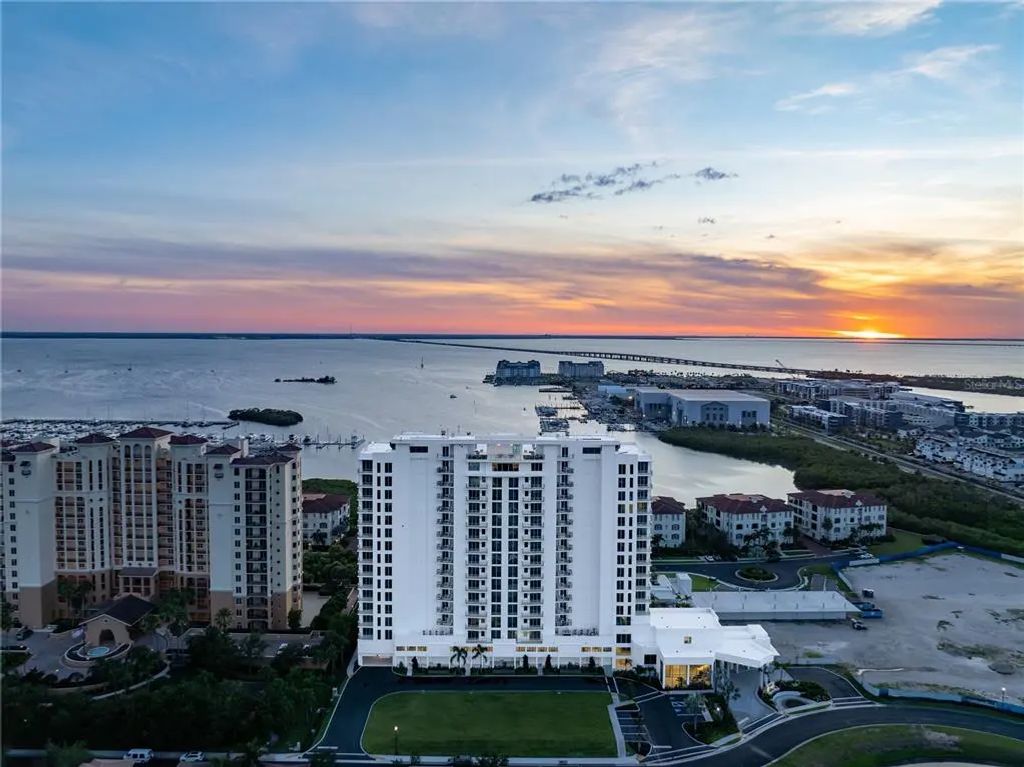 5713 Bowen Daniel Dr. 1005, TAMPA