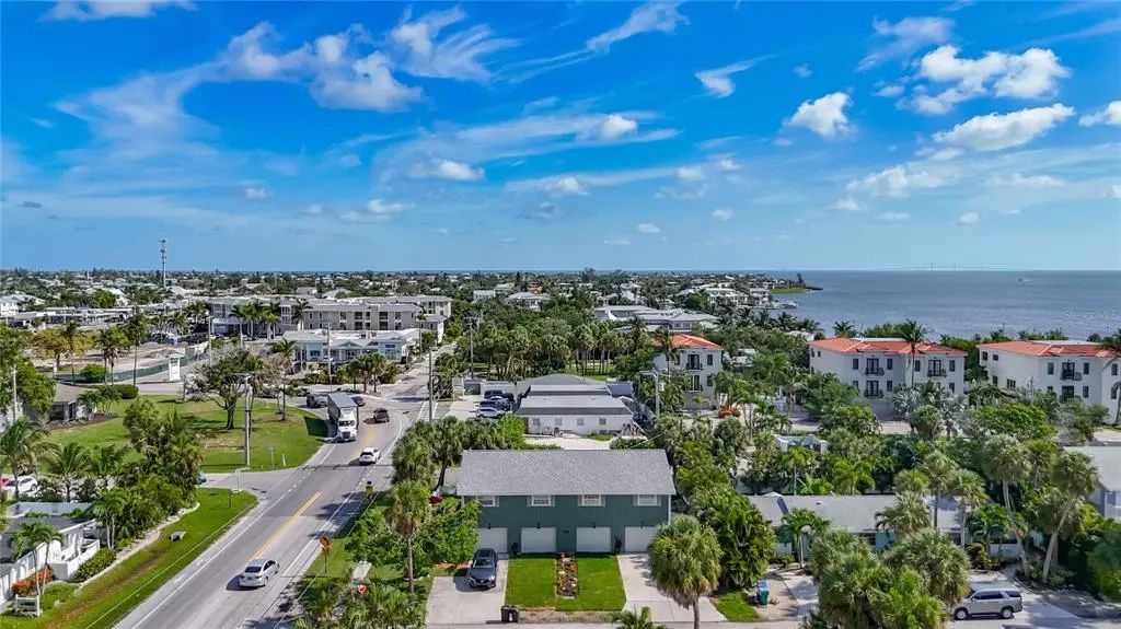 202 Peacock Lane B, HOLMES BEACH
