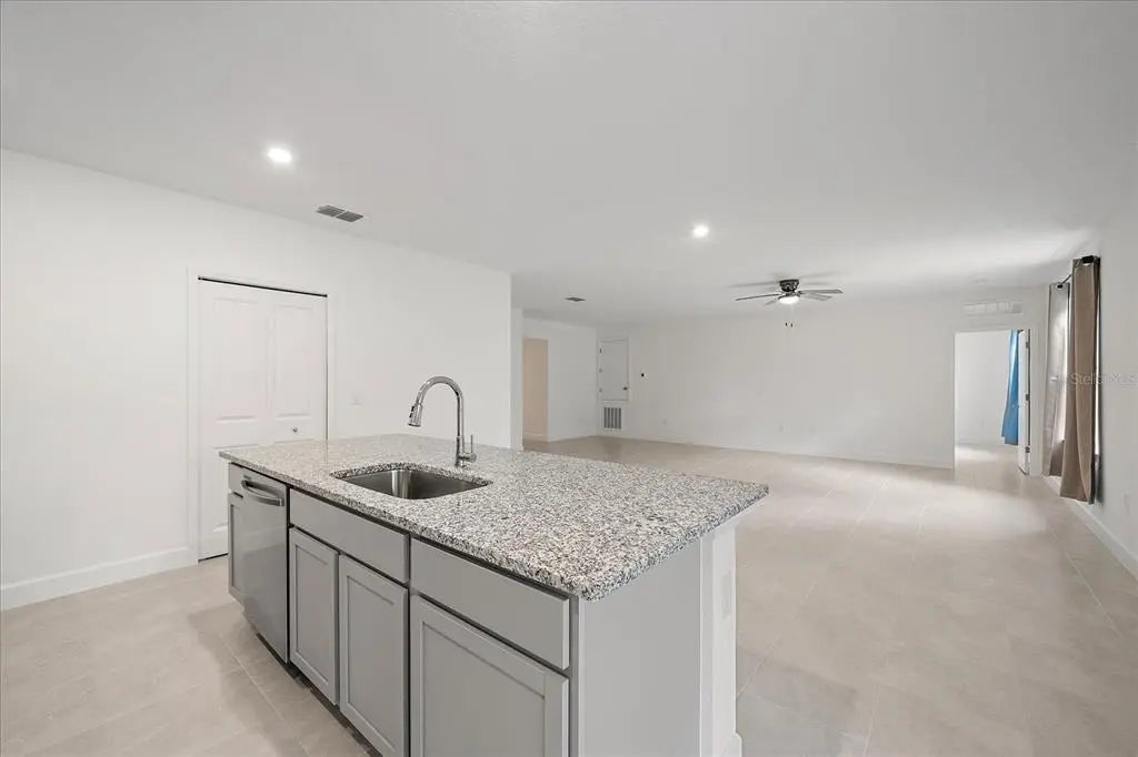 Gulf Shores Realty: 18 57ebdc3d498a16ce5ffe46d37b50bc5e l