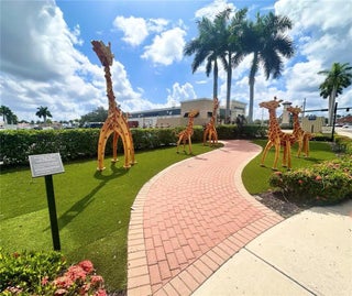 Gulf Shores Realty: 61 22ccefbce7703e99bd4dc35179de60c4 s