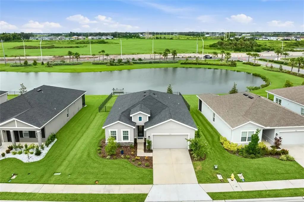 9916 Daybreak Glen, PARRISH