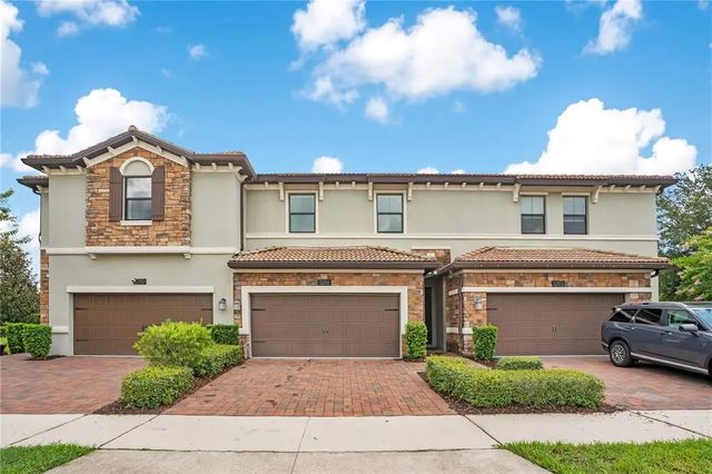 1251 Royal St George Bottom, DAVENPORT