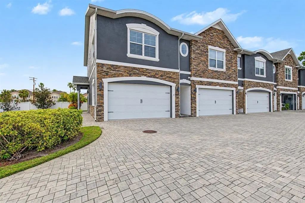 6921 Interbay Boulevard 8, TAMPA