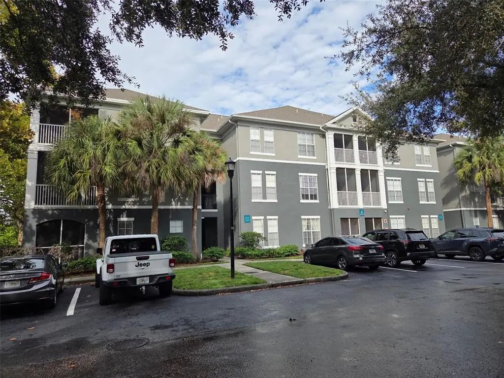 1207 High Hammock Drive 202, TAMPA