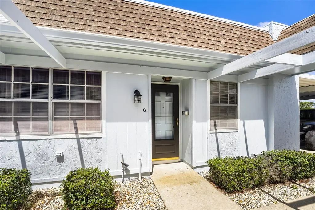 11210 Carriage Hill Drive 6, PORT RICHEY