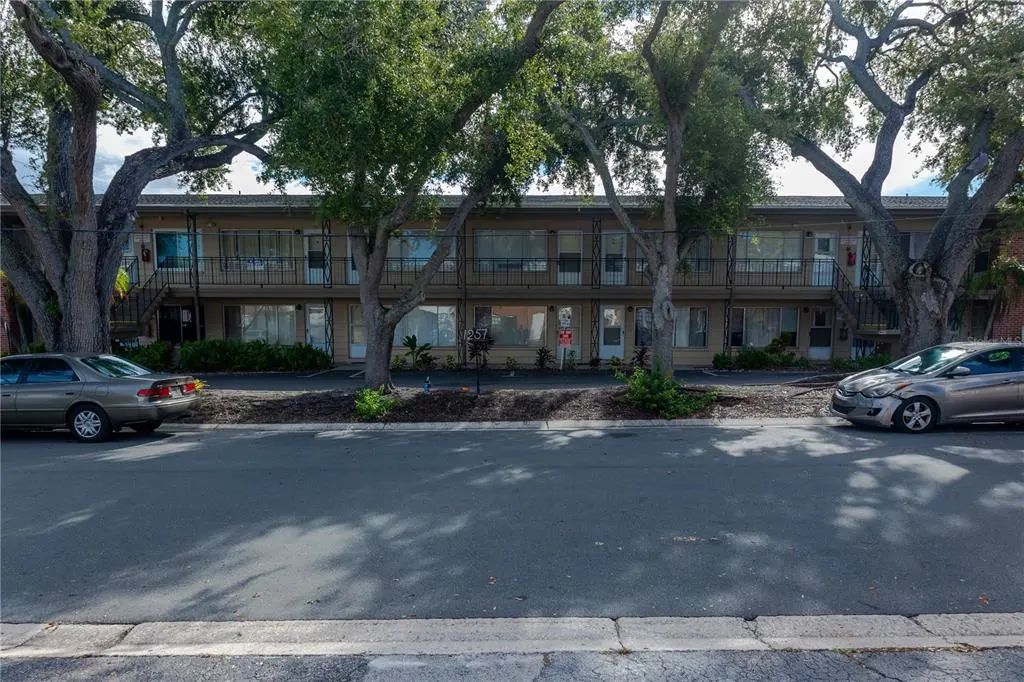 1257 Drew Street 14, CLEARWATER