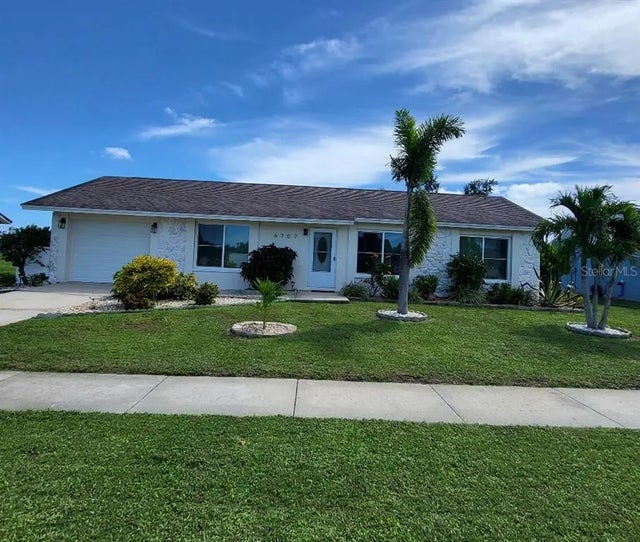 6707 Thorman Road, PORT CHARLOTTE