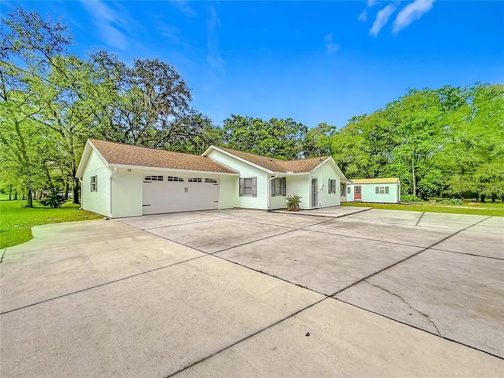 1666 N Croft Avenue, INVERNESS