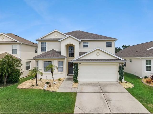 240 Higher Combe Drive, DAVENPORT
