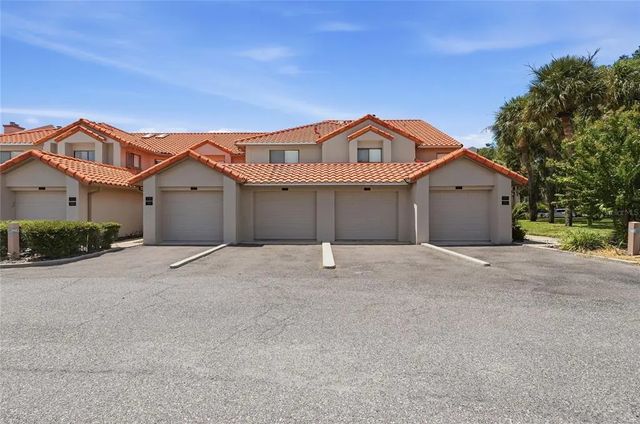 701 Magnolia Place, WINTER HAVEN