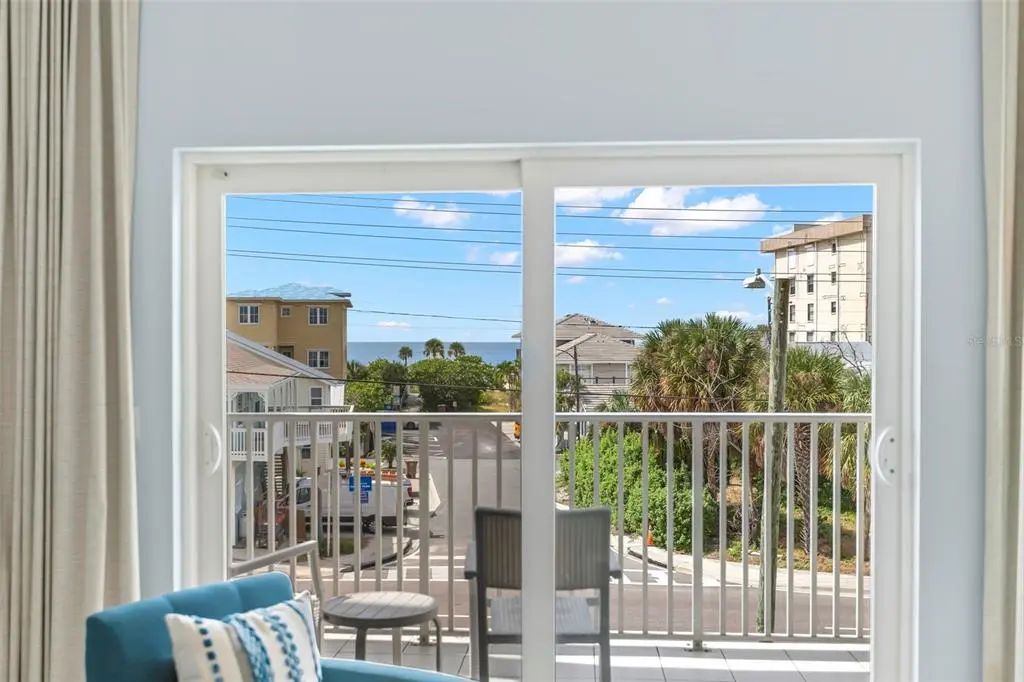 13101 Gulf Boulevard 1302, MADEIRA BEACH
