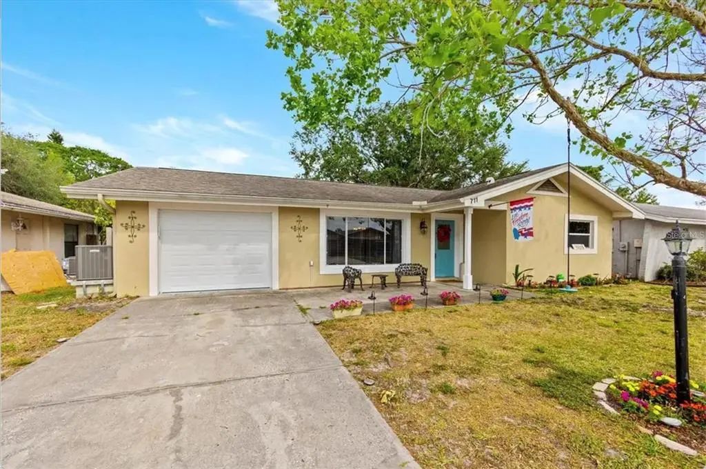 711 Lemonwood Drive, OLDSMAR