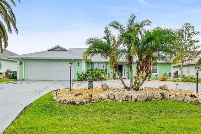 6 Cherry Court, PALM COAST
