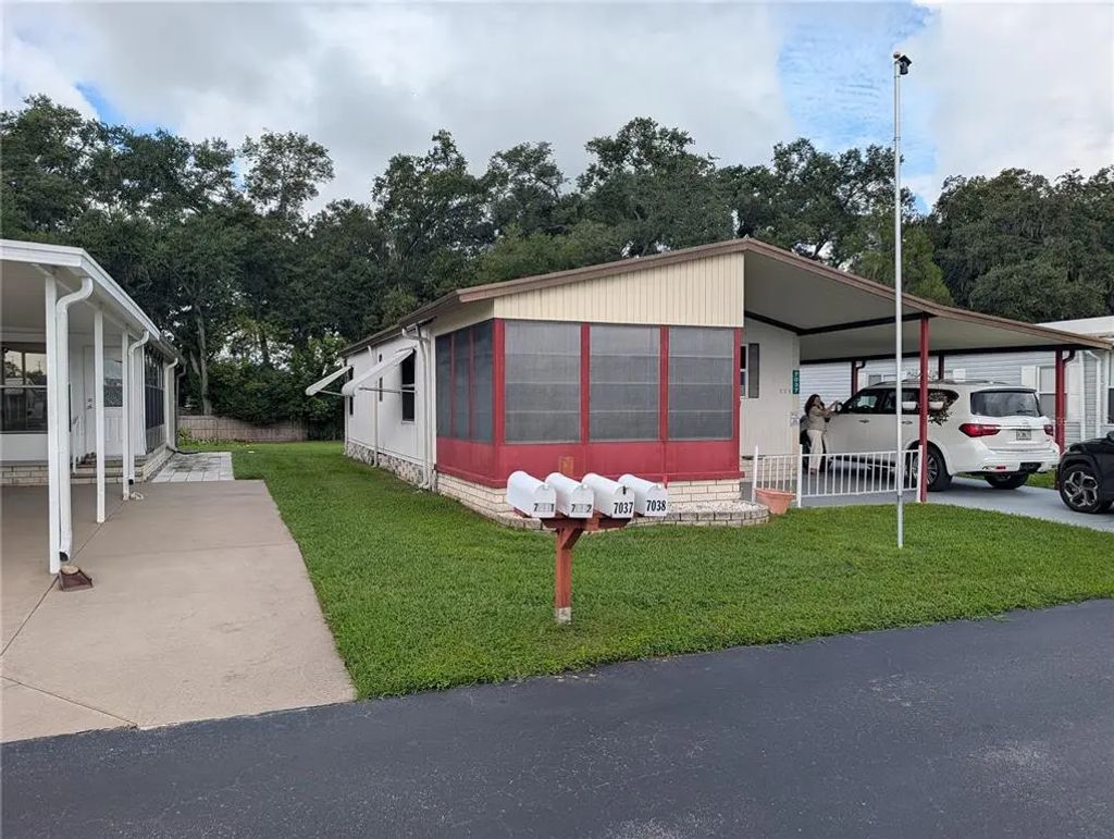 7037 Naranja Street, ZEPHYRHILLS