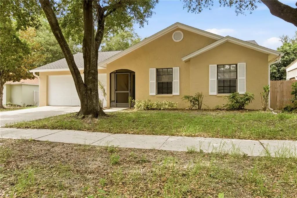929 Sandywood Drive, BRANDON