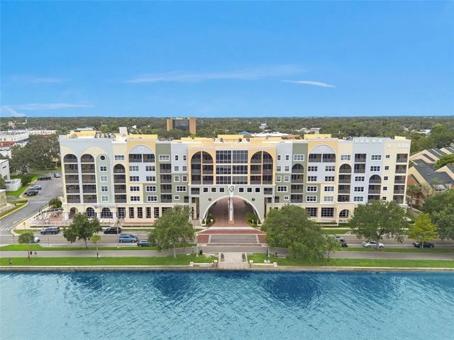 225 W Seminole Boulevard 605, SANFORD