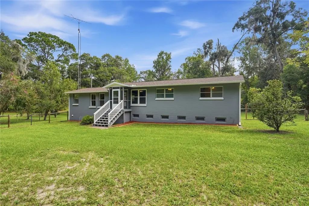 752 N State Road 21, MELROSE