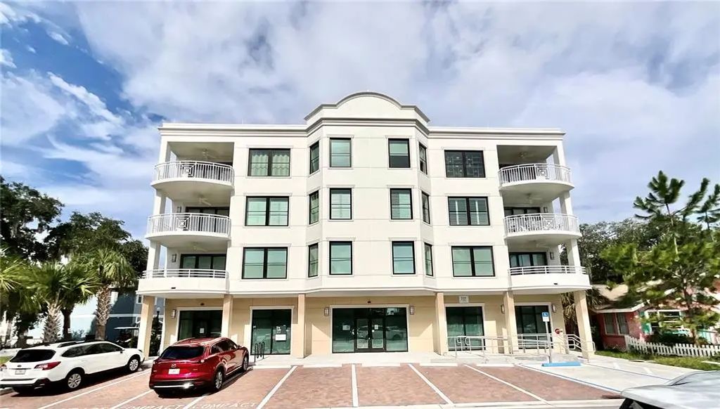 231 2nd Street S 304, SAFETY HARBOR
