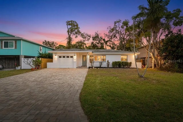 309 84th Avenue Ne, ST PETERSBURG