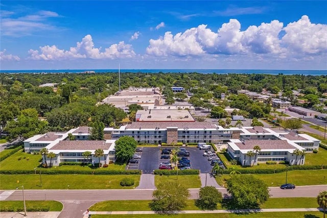 6100 12th Street S 221, ST PETERSBURG