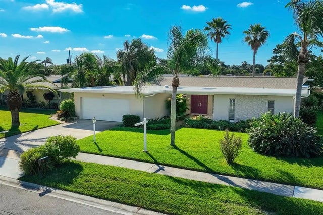 13850 Sunset Drive, LARGO