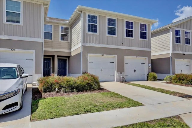 421 Sedgewick Drive, DAVENPORT
