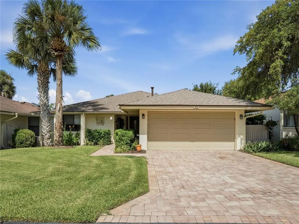 218 Canterbury Circle, NEW SMYRNA BEACH