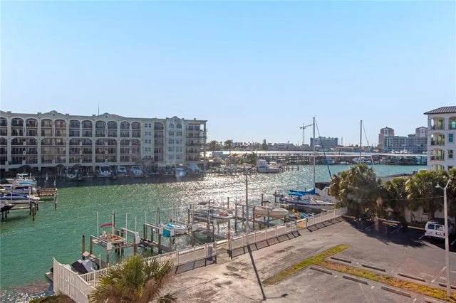 255 Dolphin Point 414, CLEARWATER BEACH