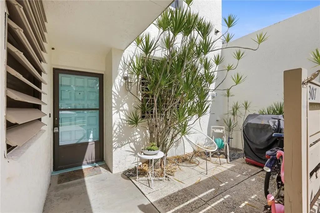 307 Timberlake Drive 307, BRADENTON
