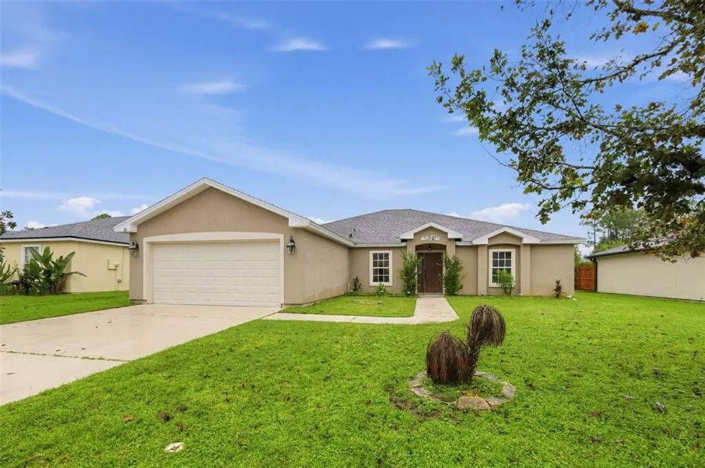 10 Riviera Estates Drive, PALM COAST